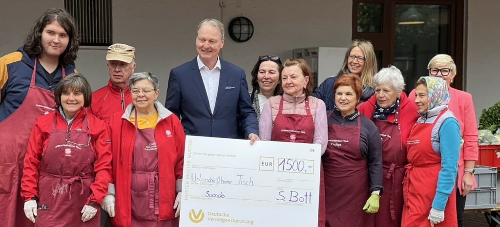 Caritas-Unterschleissheimer-Tisch-DVAG-Herzensprojekt-2024